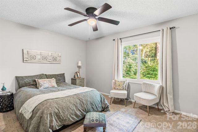 16 Canterbury Drive, Arden, NC 28704