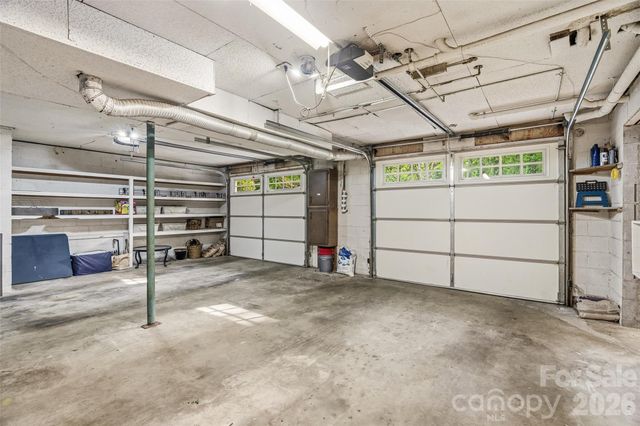 16 Canterbury Drive, Arden, NC 28704