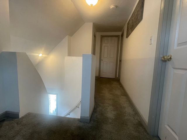 42 E Main St, Webster, MA 01570