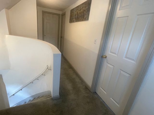 42 E Main St, Webster, MA 01570