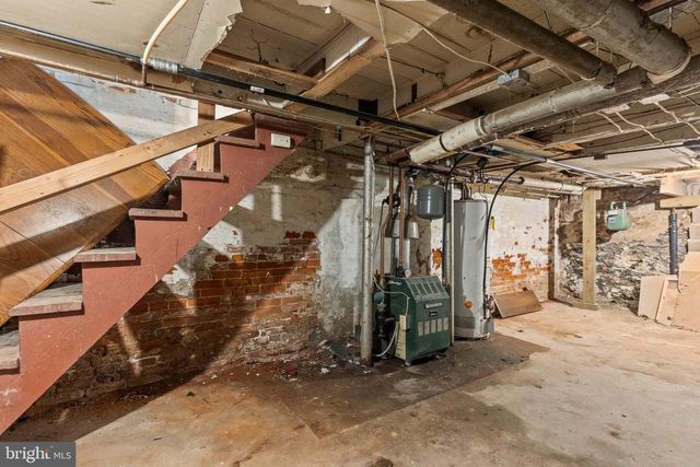 518 S QUEEN ST, York, PA 17403