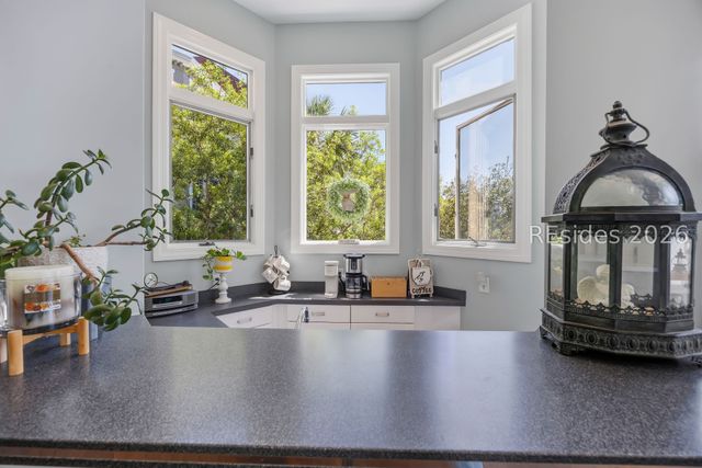 1 Sailwing Ln, Hilton Head Island, SC 29926