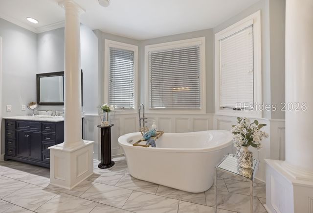 1 Sailwing Ln, Hilton Head Island, SC 29926
