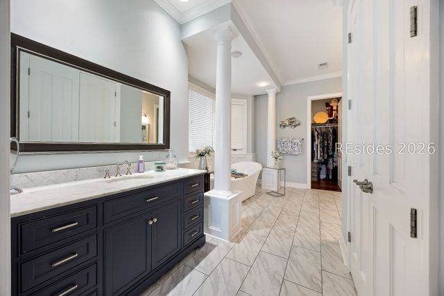 1 Sailwing Ln, Hilton Head Island, SC 29926