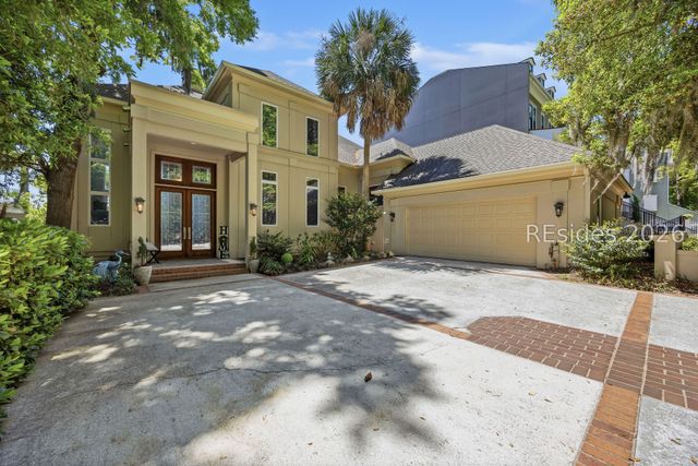 1 Sailwing Ln, Hilton Head Island, SC 29926