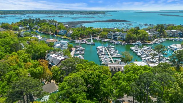 1 Sailwing Ln, Hilton Head Island, SC 29926