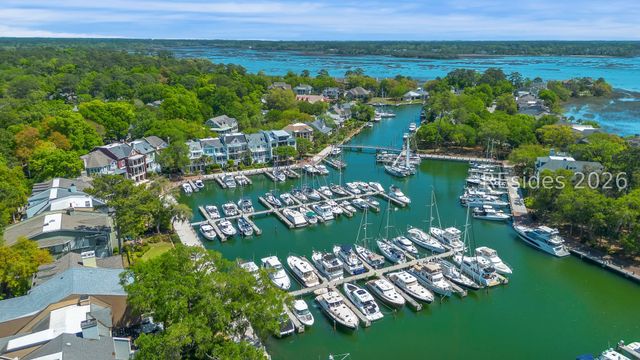 1 Sailwing Ln, Hilton Head Island, SC 29926