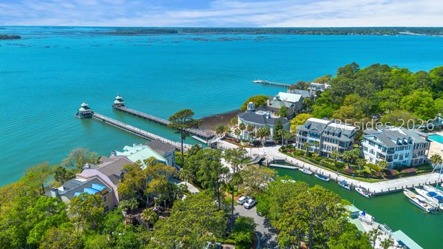 1 Sailwing Ln, Hilton Head Island, SC 29926
