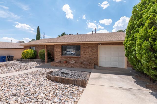 1505 Willys Knight Drive NE, Albuquerque, NM 87112