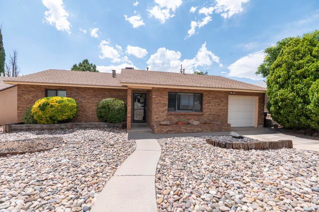 1505 Willys Knight Drive NE, Albuquerque, NM 87112