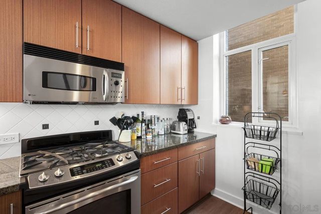 325 7Th Ave 211, San Diego, CA 92101