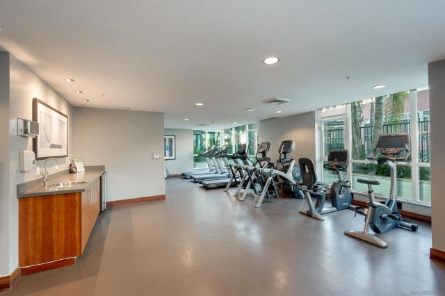 325 7Th Ave 211, San Diego, CA 92101