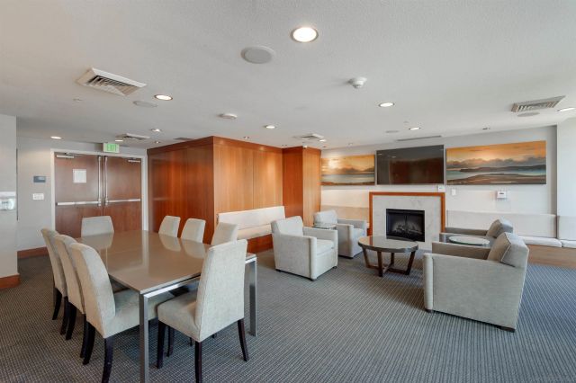 325 7Th Ave 211, San Diego, CA 92101