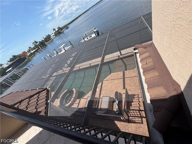 12130 Shoreview DR, Matlacha, FL 33993