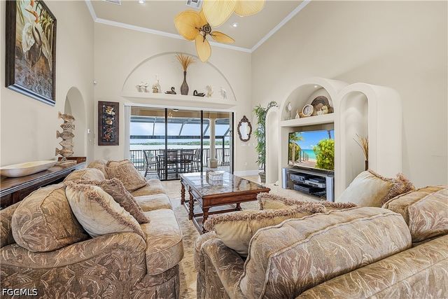 12130 Shoreview DR, Matlacha, FL 33993