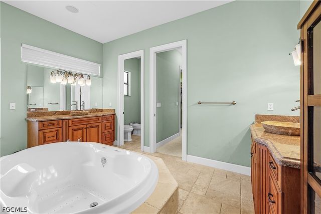 12130 Shoreview DR, Matlacha, FL 33993