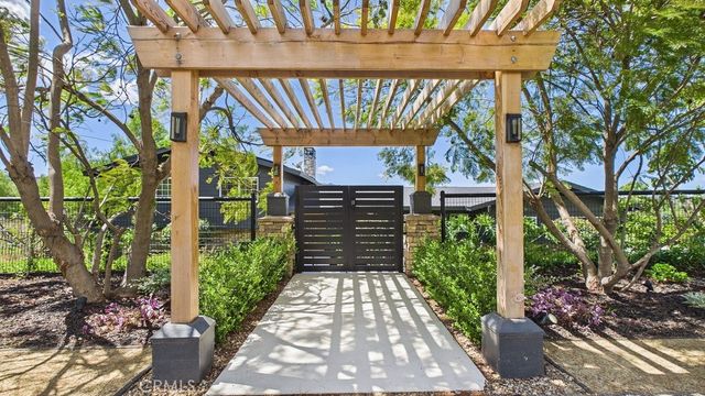 1631 Hauser Cir, Thousand Oaks, CA 91362