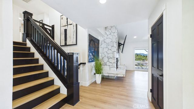 1631 Hauser Cir, Thousand Oaks, CA 91362