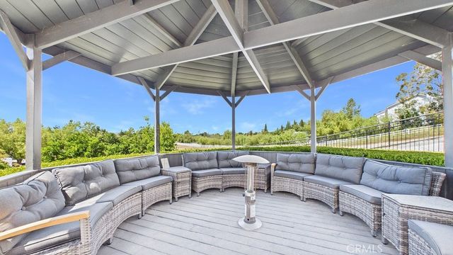 1631 Hauser Cir, Thousand Oaks, CA 91362