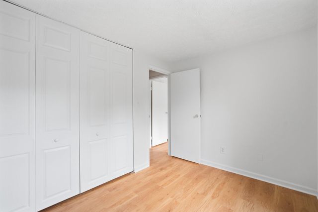7998 TYSON OAKS CIR, Vienna, VA 22182