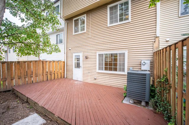 7998 TYSON OAKS CIR, Vienna, VA 22182