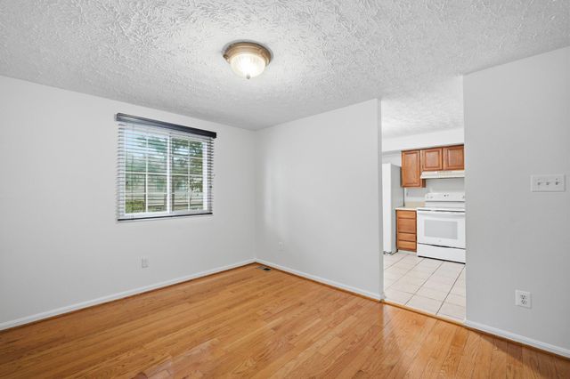 7998 TYSON OAKS CIR, Vienna, VA 22182