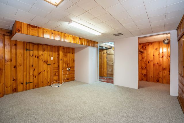 64 Kenlock Street, Newington, CT 06111