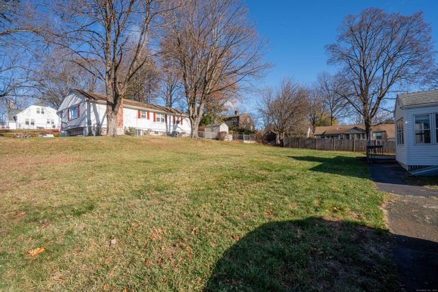 64 Kenlock Street, Newington, CT 06111