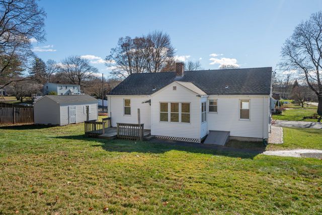 64 Kenlock Street, Newington, CT 06111