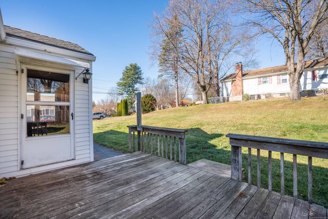 64 Kenlock Street, Newington, CT 06111