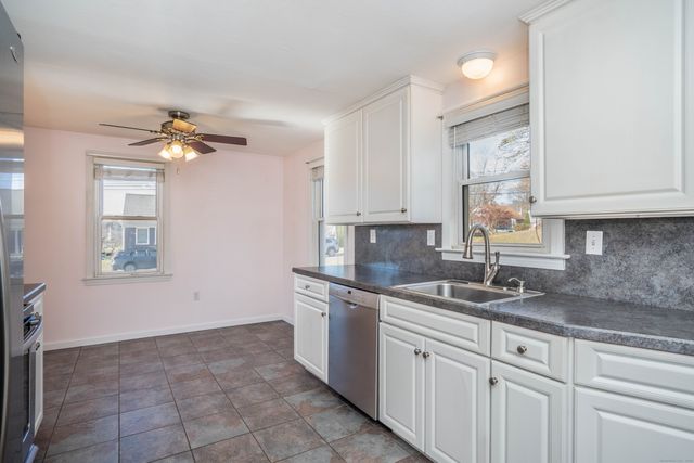 64 Kenlock Street, Newington, CT 06111