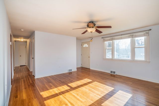 64 Kenlock Street, Newington, CT 06111