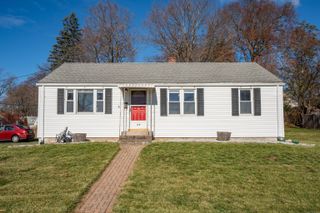 64 Kenlock Street, Newington, CT 06111