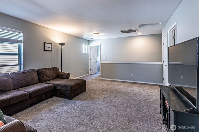 5020 200th Street Ct E, Spanaway, WA 98387