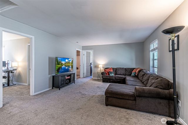 5020 200th Street Ct E, Spanaway, WA 98387