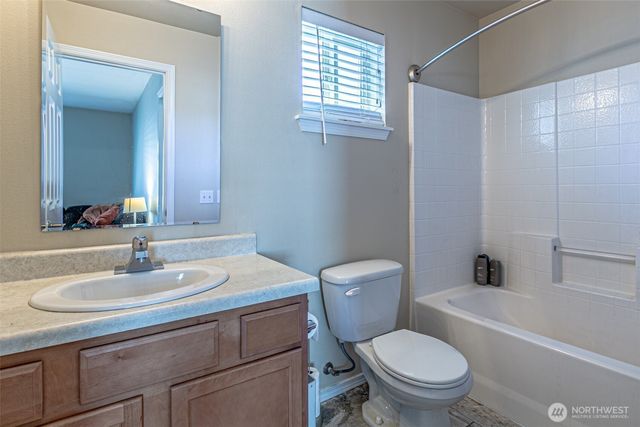 5020 200th Street Ct E, Spanaway, WA 98387