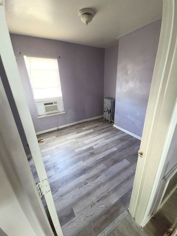 2118 W Garfield Boulevard 1, Chicago, IL 60609