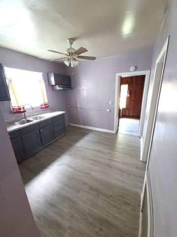 2118 W Garfield Boulevard 1, Chicago, IL 60609