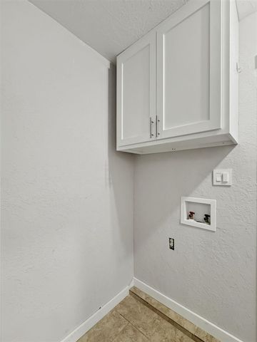 230 NE 46th St, Lawton, OK 73507