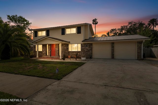 2702 LIBERTY Lane, Jacksonville Beach, FL 32250