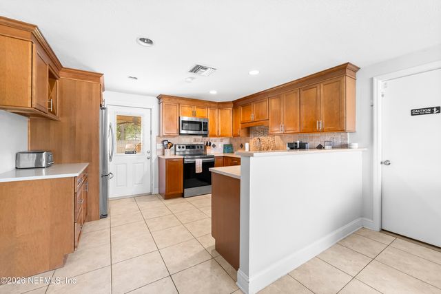 2702 LIBERTY Lane, Jacksonville Beach, FL 32250