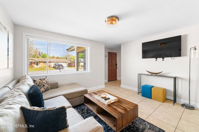 2702 LIBERTY Lane, Jacksonville Beach, FL 32250