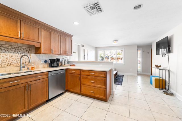 2702 LIBERTY Lane, Jacksonville Beach, FL 32250