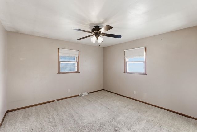 4428 Gunnison St, Bel Aire, KS 67220