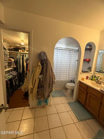 11345 LOMA LINDA Circle, El Paso, TX 79934