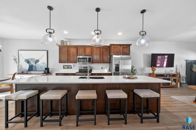 419 Harvest Trl Trail, Harrisburg, SD 57032