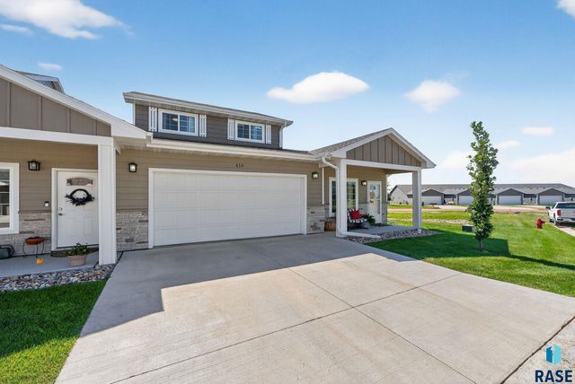 419 Harvest Trl Trail, Harrisburg, SD 57032