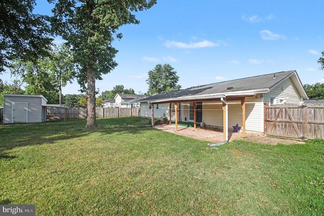 4117 MIDWAY ST, Fredericksburg, VA 22408