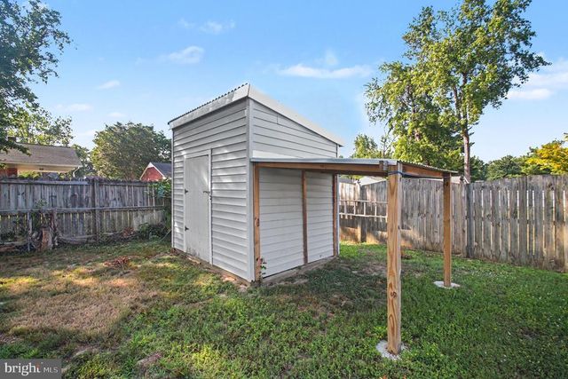 4117 MIDWAY ST, Fredericksburg, VA 22408