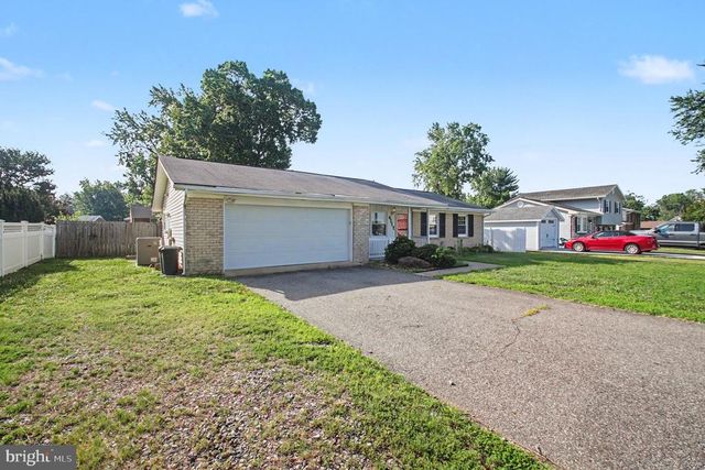 4117 MIDWAY ST, Fredericksburg, VA 22408